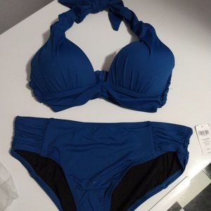 **BRAND NEW** Navy  2 piece Bikini  (Large)